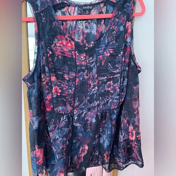 Lucky Brand sleeveless blouse - sheer size 2X - Picture 1 of 4